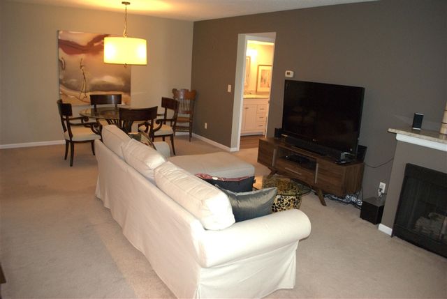 101 Fieldcrest Street 302, Ann Arbor, MI 48103
