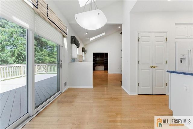 41 Sherwood Drive, Monroe, NJ 08831