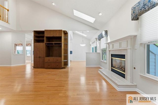41 Sherwood Drive, Monroe, NJ 08831