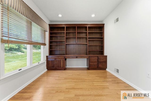 41 Sherwood Drive, Monroe, NJ 08831