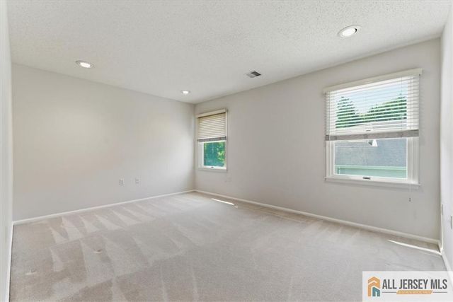 41 Sherwood Drive, Monroe, NJ 08831