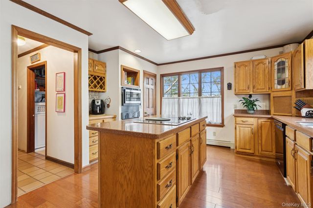 686 Traver Road, Pleasant Valley, NY 12569