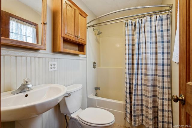 686 Traver Road, Pleasant Valley, NY 12569