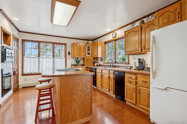 686 Traver Road, Pleasant Valley, NY 12569