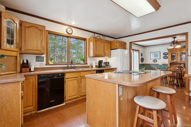 686 Traver Road, Pleasant Valley, NY 12569