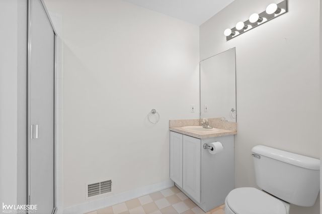 44312 Patricia Drive, Sterling Heights, MI 48314