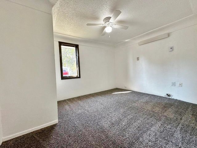 928 39th Street SE, Minot, ND 58701