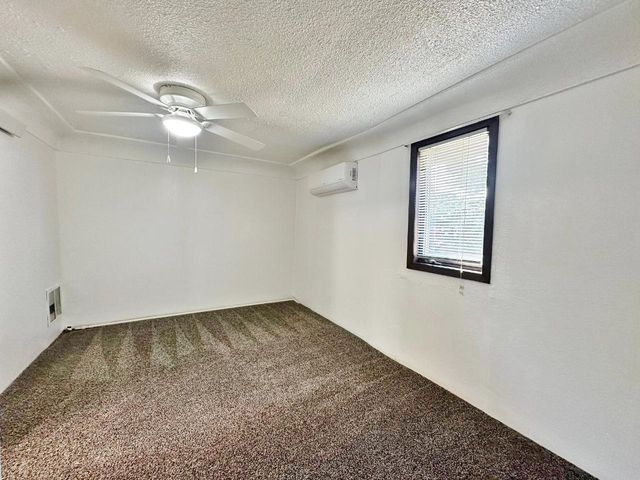 928 39th Street SE, Minot, ND 58701