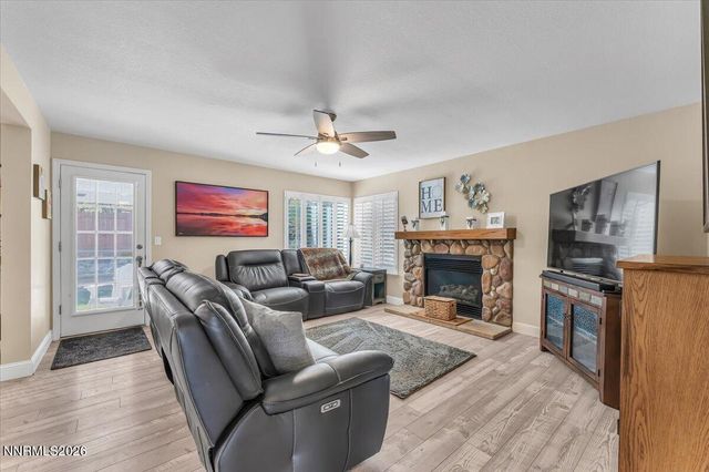 1880 Tess Way, Reno, NV 89511
