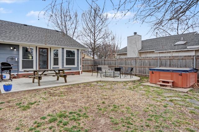 3809 S Poplar Avenue, Broken Arrow, OK 74011