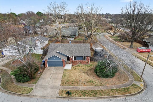 3809 S Poplar Avenue, Broken Arrow, OK 74011