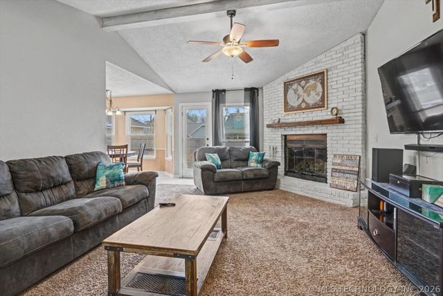 3809 S Poplar Avenue, Broken Arrow, OK 74011