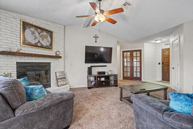 3809 S Poplar Avenue, Broken Arrow, OK 74011