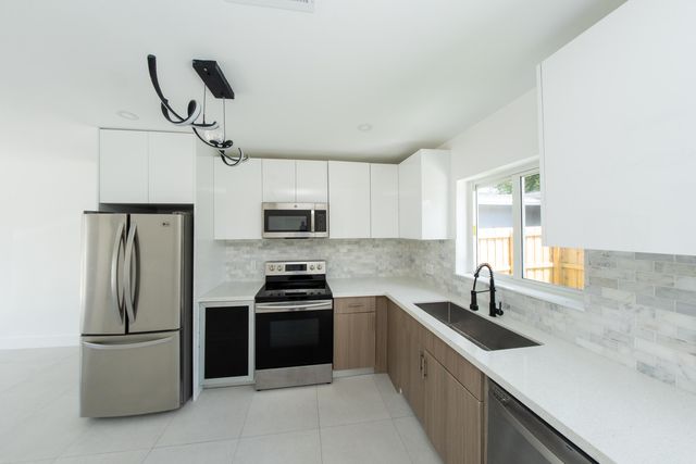 2160 SW 16th Court, Fort Lauderdale, FL 33312
