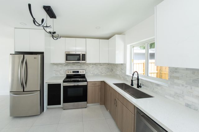 2160 SW 16th Court, Fort Lauderdale, FL 33312