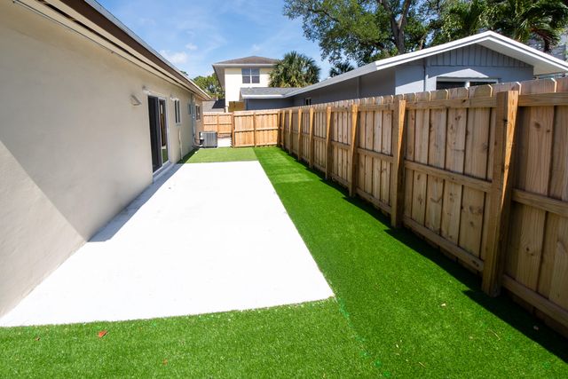 2160 SW 16th Court, Fort Lauderdale, FL 33312