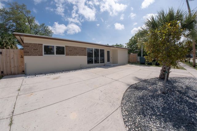 2160 SW 16th Court, Fort Lauderdale, FL 33312