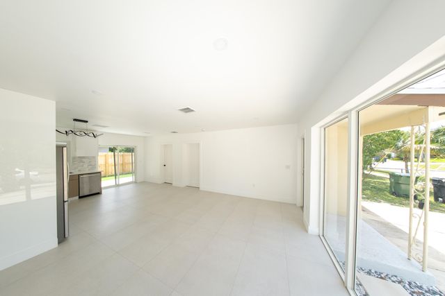 2160 SW 16th Court, Fort Lauderdale, FL 33312