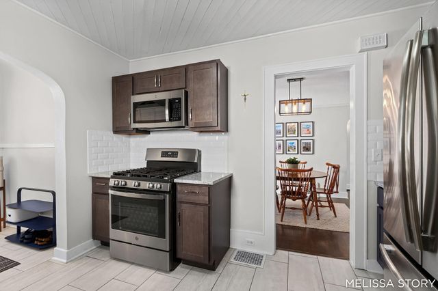 1011 Beechwood Street Ne, City Of Grand Rapids, MI 49505