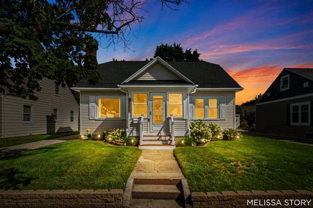 1011 Beechwood Street Ne, City Of Grand Rapids, MI 49505