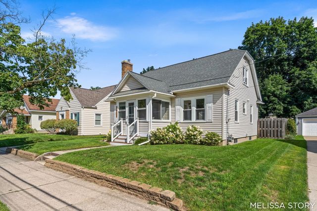 1011 Beechwood Street Ne, City Of Grand Rapids, MI 49505
