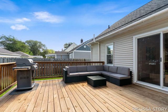 1011 Beechwood Street Ne, City Of Grand Rapids, MI 49505