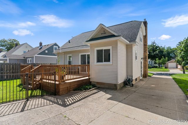 1011 Beechwood Street Ne, City Of Grand Rapids, MI 49505