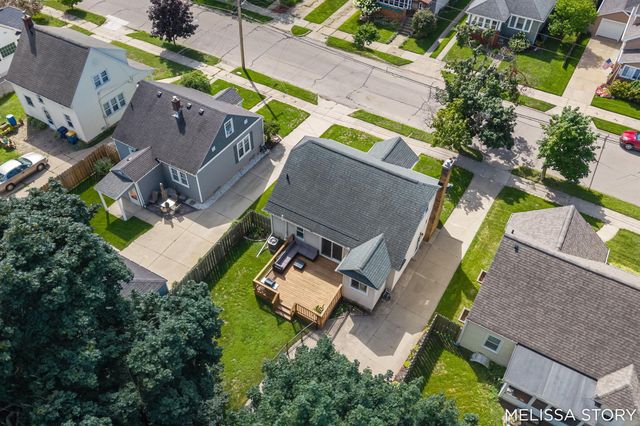 1011 Beechwood Street Ne, City Of Grand Rapids, MI 49505