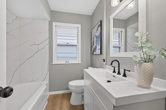 2742 Xenwood Avenue S, Saint Louis Park, MN 55416