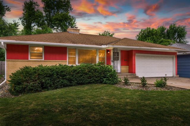 2742 Xenwood Avenue S, Saint Louis Park, MN 55416