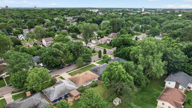 2742 Xenwood Avenue S, Saint Louis Park, MN 55416
