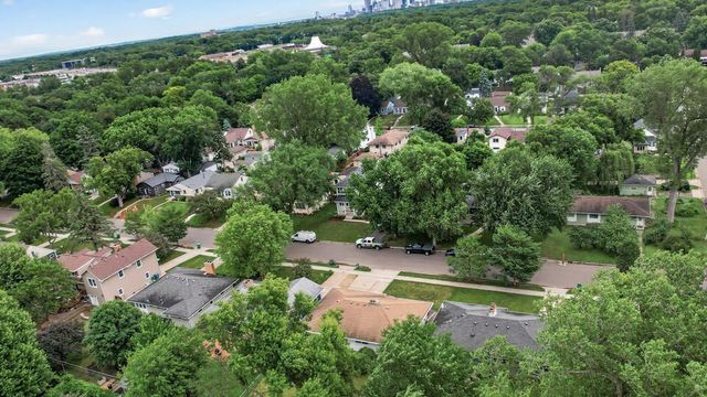 2742 Xenwood Avenue S, Saint Louis Park, MN 55416