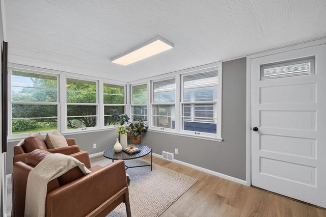 2742 Xenwood Avenue S, Saint Louis Park, MN 55416