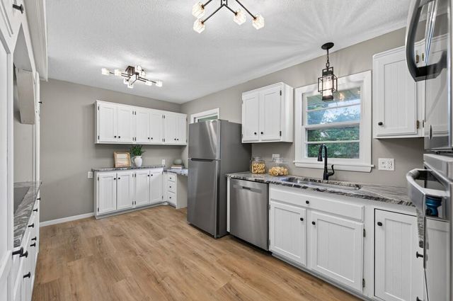 2742 Xenwood Avenue S, Saint Louis Park, MN 55416