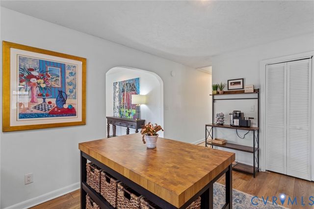 16 McCutcheon Ave, Columbia, VA 23038