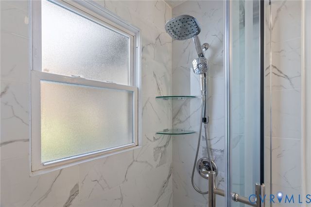 16 McCutcheon Ave, Columbia, VA 23038