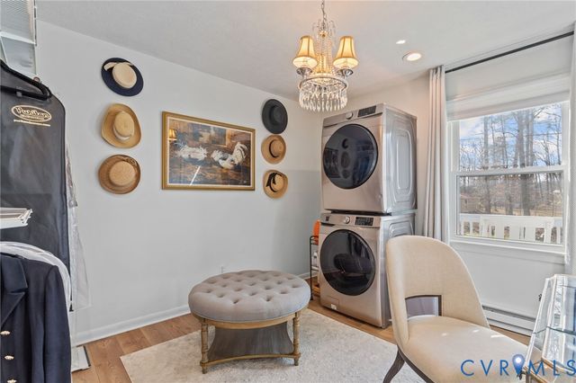 16 McCutcheon Ave, Columbia, VA 23038