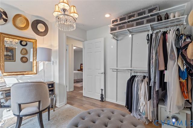 16 McCutcheon Ave, Columbia, VA 23038