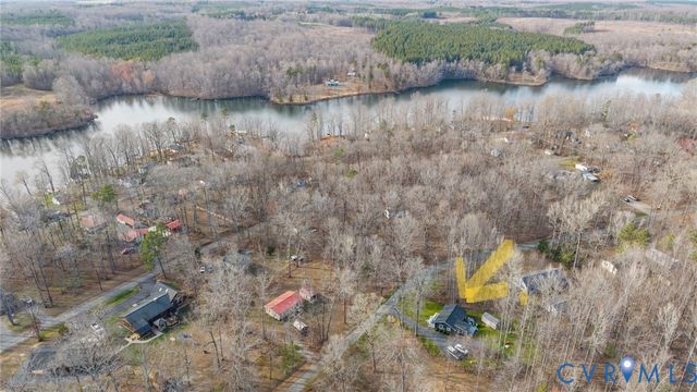 16 McCutcheon Ave, Columbia, VA 23038