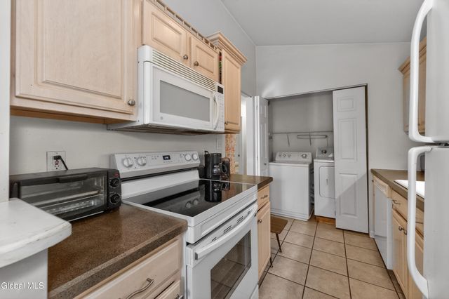 1200 Hillside Avenue 507, Niskayuna, NY 12309