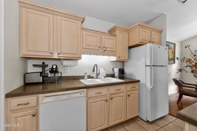 1200 Hillside Avenue 507, Niskayuna, NY 12309