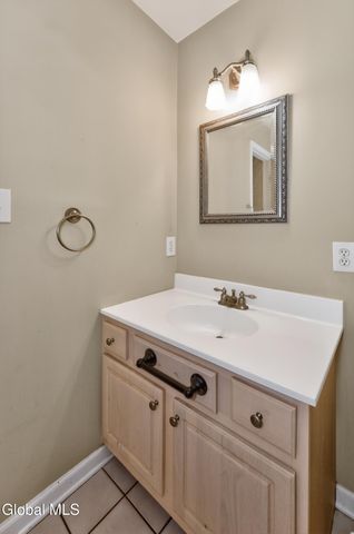 1200 Hillside Avenue 507, Niskayuna, NY 12309