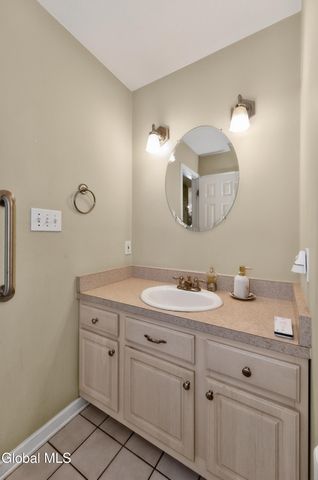 1200 Hillside Avenue 507, Niskayuna, NY 12309
