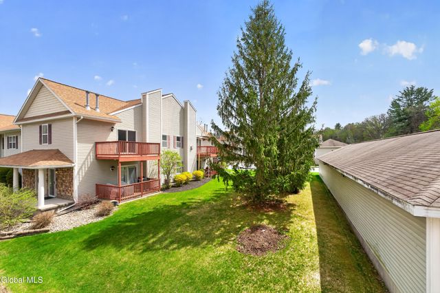1200 Hillside Avenue 507, Niskayuna, NY 12309