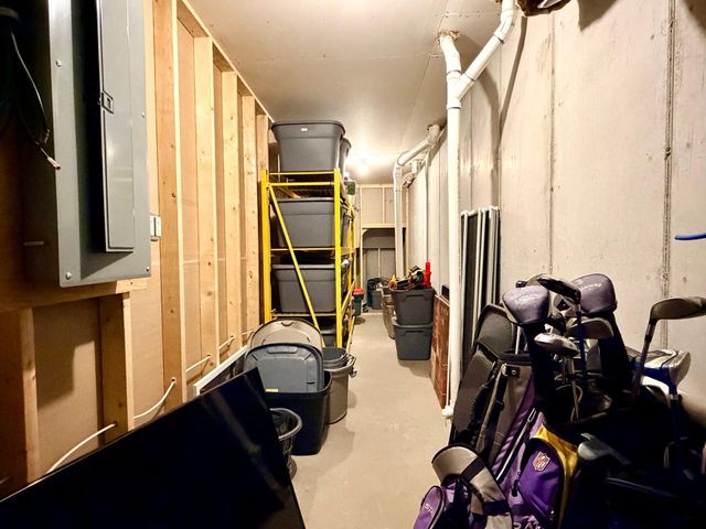 1781 Donavon Drive, Worthington, MN 56187