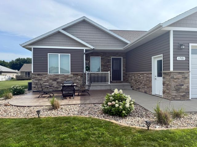 1781 Donavon Drive, Worthington, MN 56187