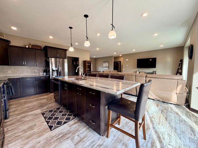 1781 Donavon Drive, Worthington, MN 56187