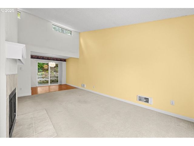 3816 BOTTICELLI St, Lake Oswego, OR 97035