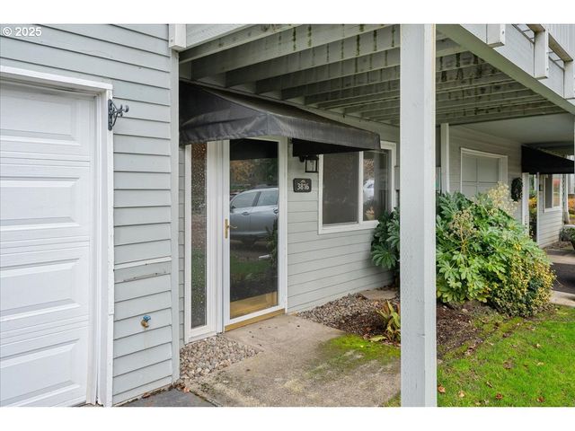 3816 BOTTICELLI St, Lake Oswego, OR 97035