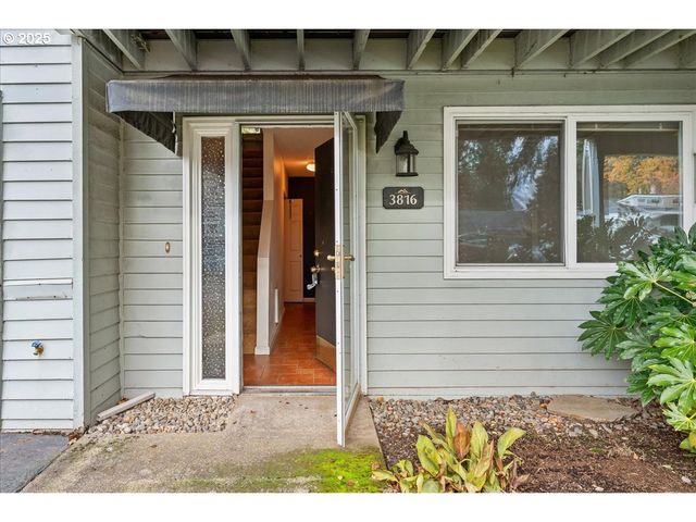 3816 BOTTICELLI St, Lake Oswego, OR 97035